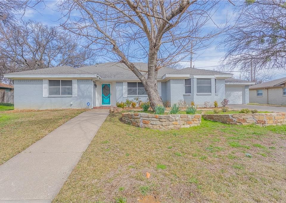 1st image of 341 Somerset Cir