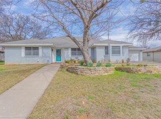 341 Somerset Cir, Bedford, TX 76022