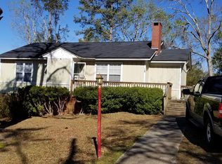 18 W Barnes Ave, Chattahoochee, FL 32324