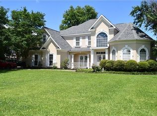 6313 Tennyson Oaks Ln, Alexandria, LA 71301