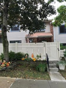 100 McDivitt Ave, Staten Island, NY, 10314