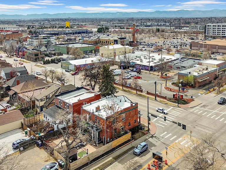 302 S Lincoln St — Photo 34
