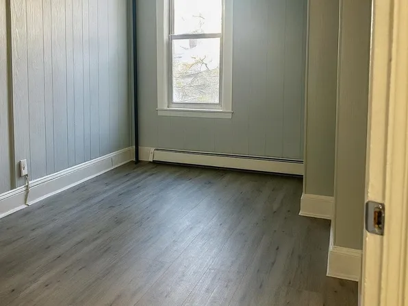 164 Grant Avenue image 3 of 7