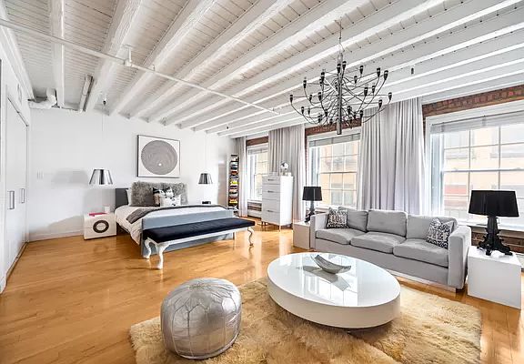 5th image of 27 Leonard St APT 5