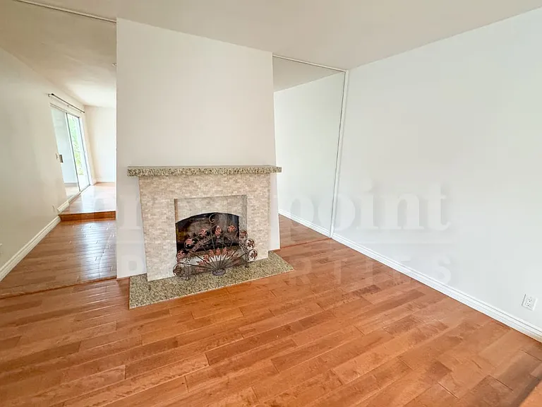 203 Chapalita Dr — Photo 10
