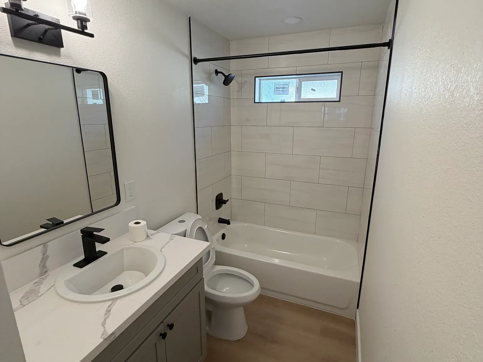 2 bed, 704 sqft, $1,650 — Photo 4