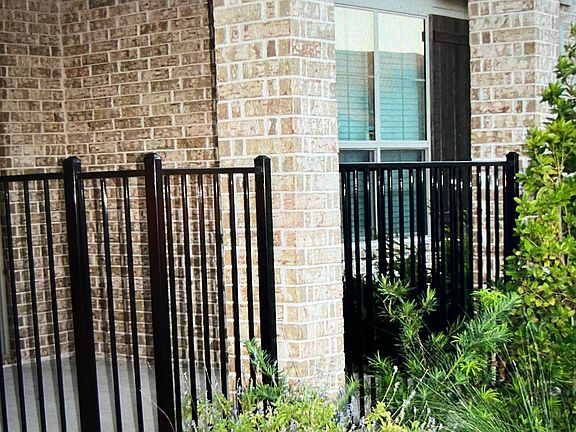 2nd image of 7220 Merlot Pl