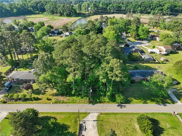 502 Showalter Rd, Yorktown, VA 23692