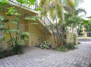 1125 Lake Shore Dr APT 101, Lake Park, FL 33403