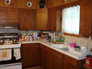 4th image of 2112 N Ault Ave