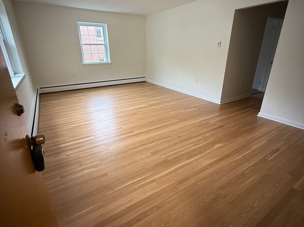 1044 Walnut St APT 2