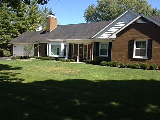 2nd image of 227 N Quincy St