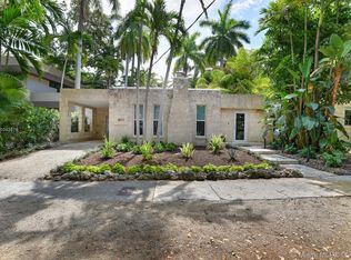 2805 Crystal Ct, Miami, FL 33133