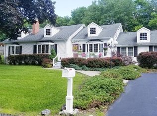 58 Buckwheat Rd, Franklin, NJ 07416