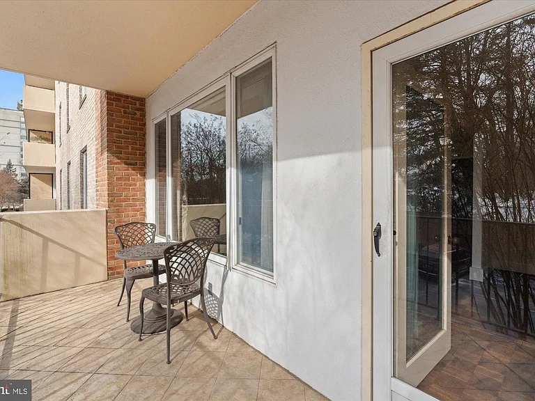 8101 Connecticut Ave #S410 — Photo 17