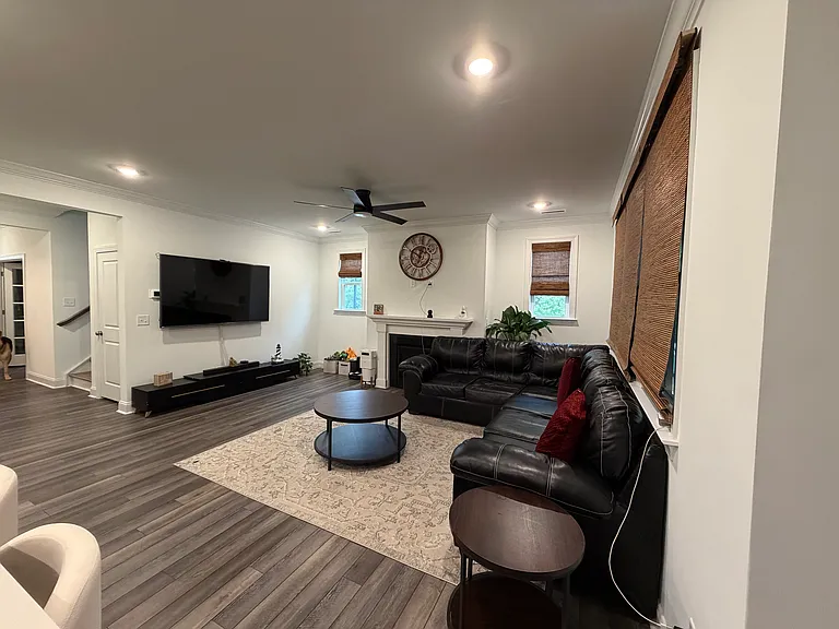 764 Longleaf Grove Ln — Photo 10