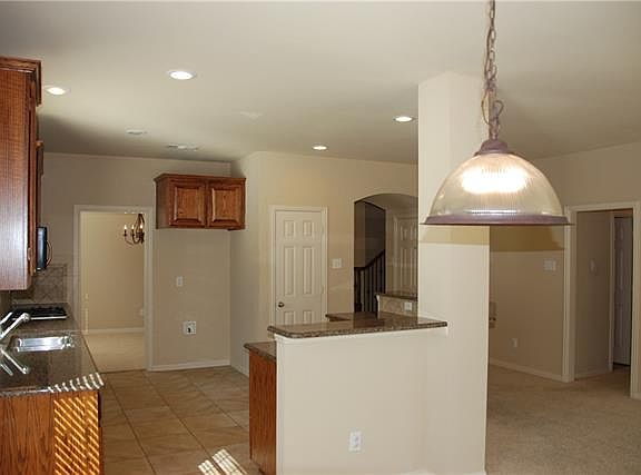 3rd image of 8743 Dayton Dr