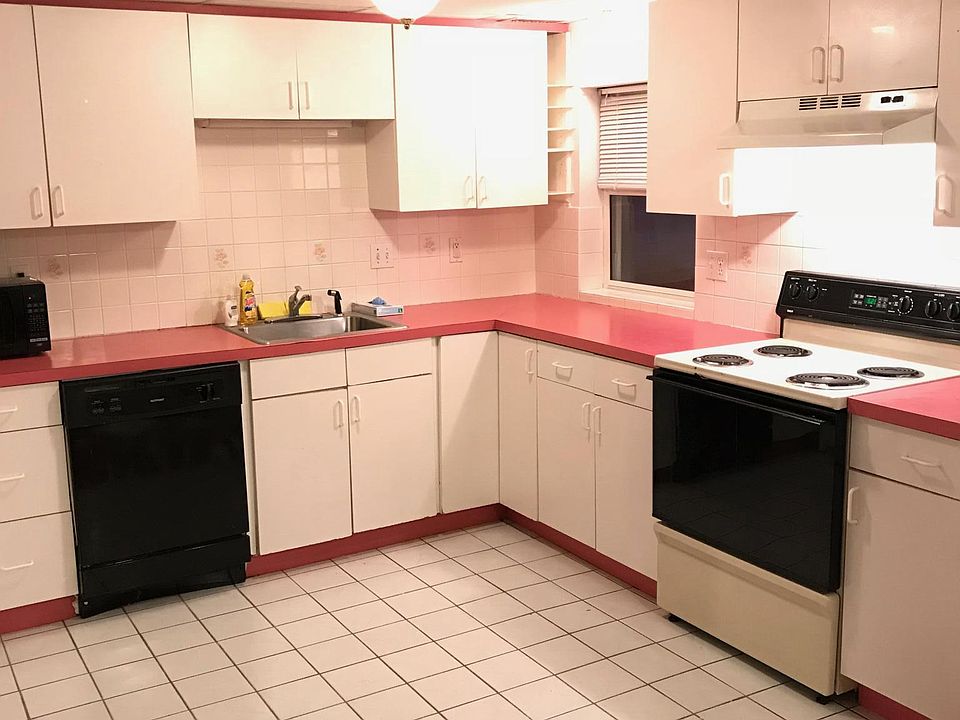 2nd image of 80 Cummings Ave