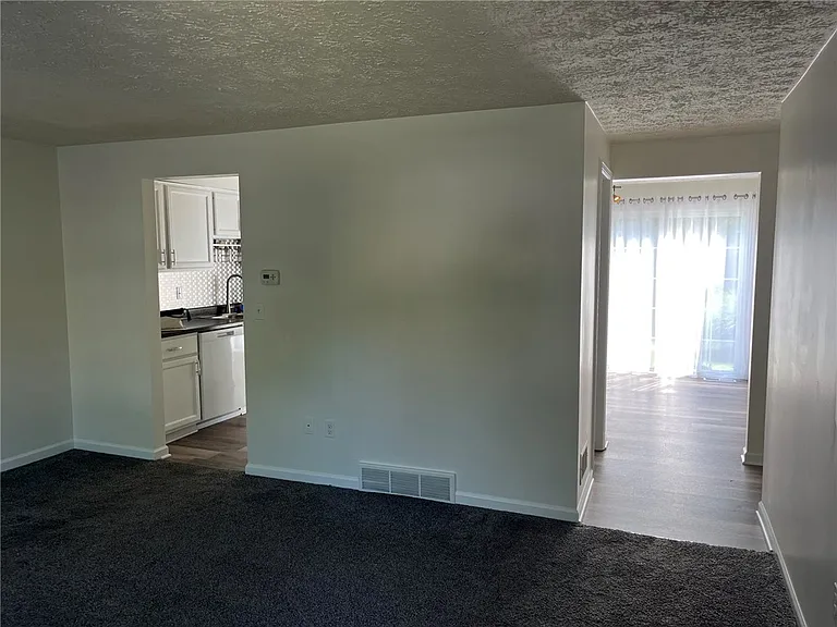 173 Wycliff Dr — Photo 7