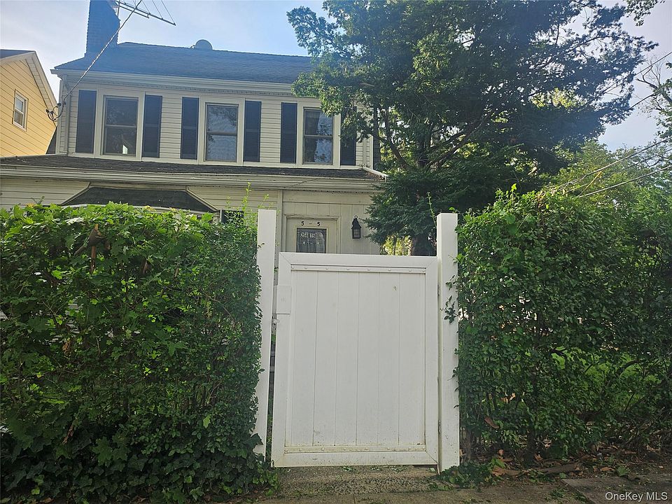 1st image of 256-15 Pembroke Avenue