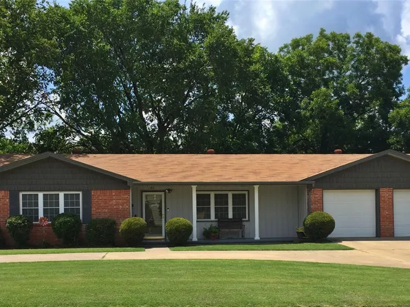 101 N 7th Ave, Madill, OK 73446