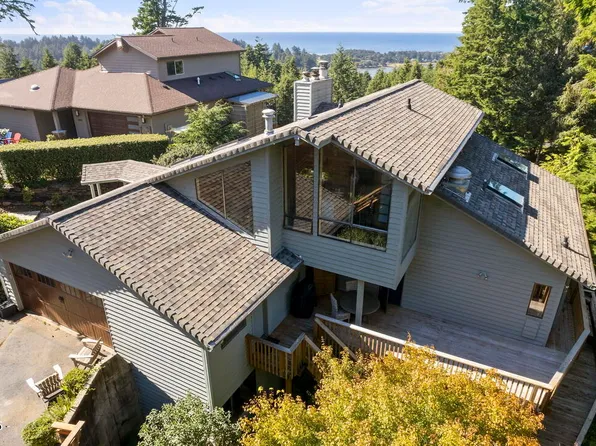 445 Summitview Ln, Gleneden Beach, OR 97388