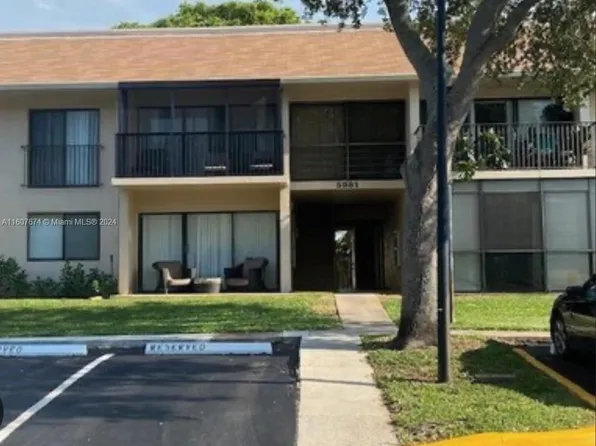 5995 Washington St APT 230, Hollywood, FL 33023
