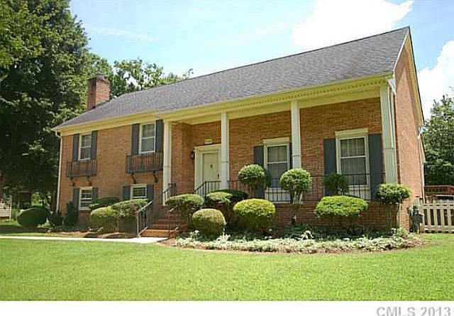 1st image of 7125 Wessynton Dr