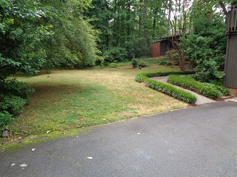 3211 Churchill Rd — Photo 3