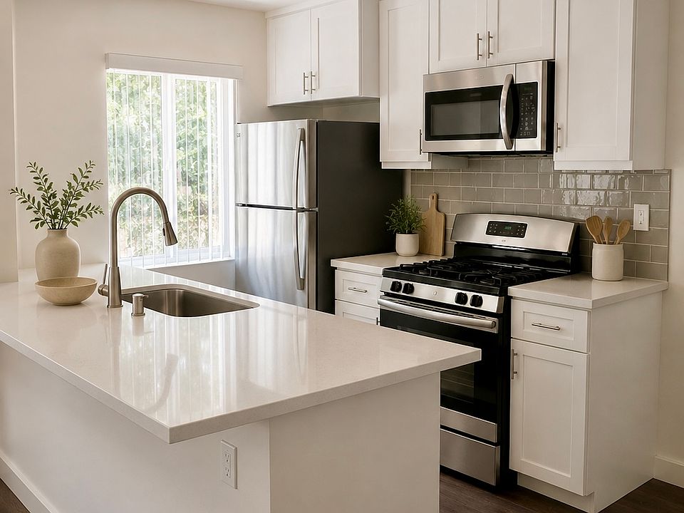 1st image of 14851 Vanowen St #2