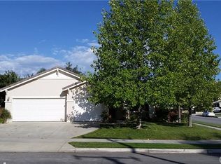 13549 Holmes St, Yucaipa, CA 92399