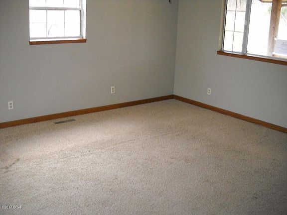 5th image of 7015 Lois Ln