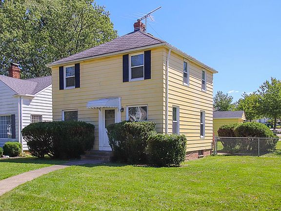 3rd image of 20900 Kenyon Dr