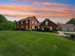 9229 Deerfield Dr, Seville, OH 44273