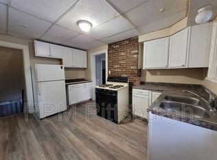 2356 Groveland St, Pittsburgh, PA 15234