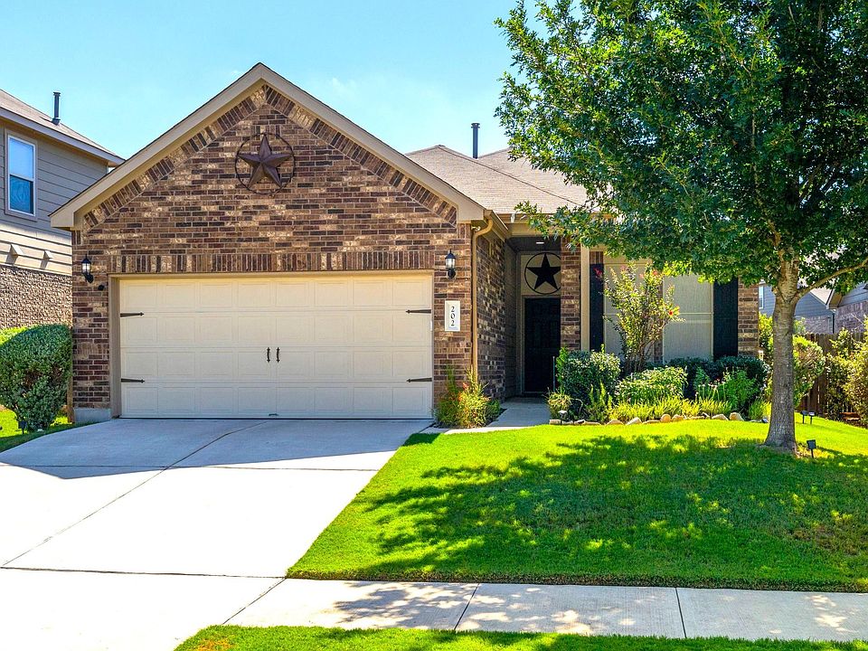 1st image of 202 Cyril Dr