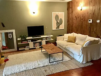 Rented by Lucky Apt Inc