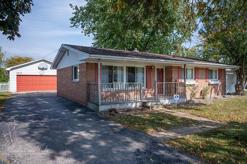 1st image of 4878 Leaside Dr