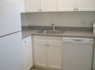 3135 Crescent St APT 1J, Astoria, NY 11106