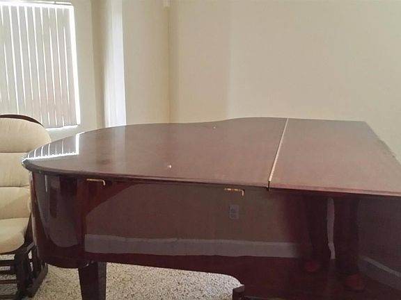 5th image of 567 Cabernet St
