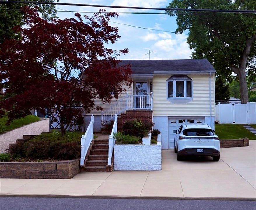 1st image of 18 Cypress Ave
