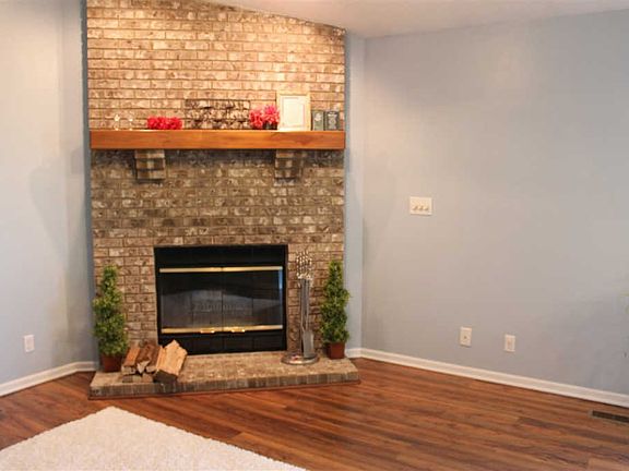 2nd image of 3909 Ginkgo Ct