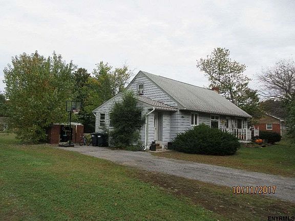 2nd image of 204 Sunset Ave