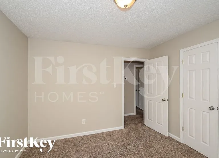 125 Cedar Bend Dr — Photo 14
