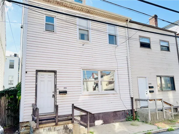 2038 Lowrie St, Pittsburgh, PA 15212