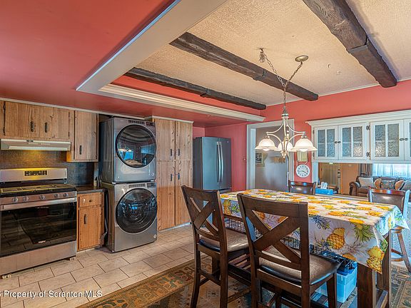 3rd image of 1328-1330 Farr St