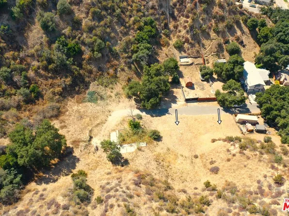 28530 Roosevelt Ave, Castaic, CA 91384