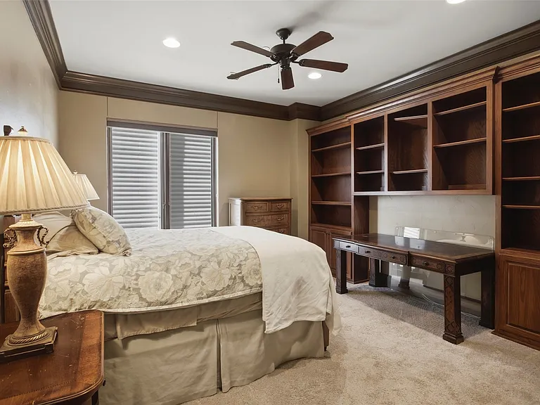 501 Samuels Ave #230 — Photo 30