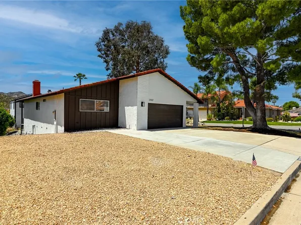 22587 Canyon Lake Dr S, Quail Valley, CA 92587
