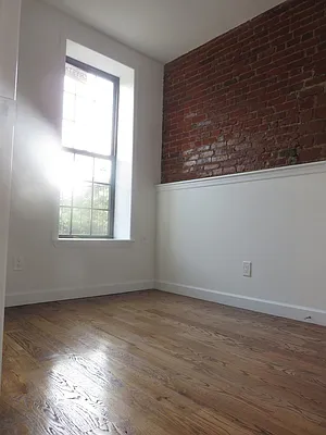 Rented by Rennit Inc. | media 40